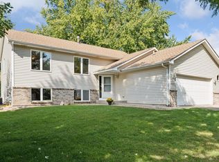 18541 English Ave, Farmington, MN 55024