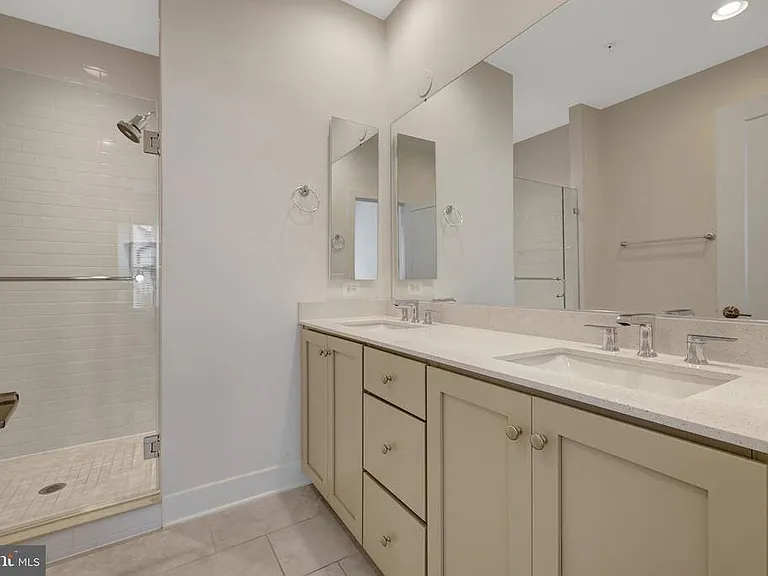 11247 Beaker St — Photo 22