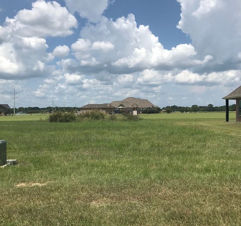 2nd image of 116 Blue Sky Dr