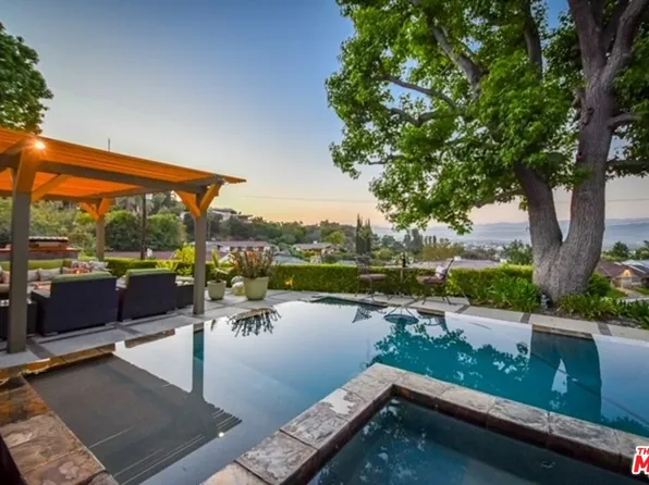 3540 Willowcrest Ave, Studio City, CA 91604