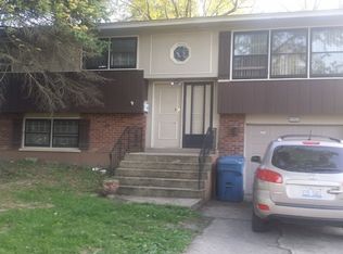 21822 Olivia Ave, Sauk Village, IL