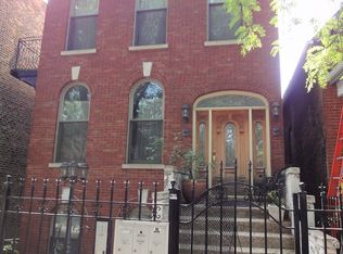 926 S Oakley Blvd #2, Chicago, IL 60612