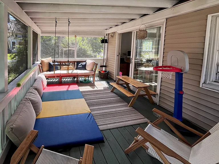 Screened in porch (view from door leading to yard)