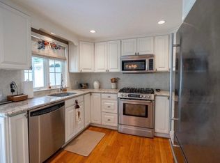 200 Poplar Ave, West Springfield, MA 01089