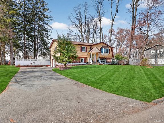 3rd image of 134 Ridge Road