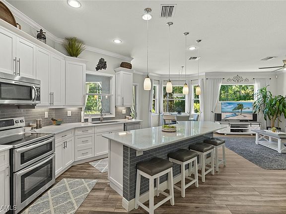3rd image of 12424 Green Stone Ct