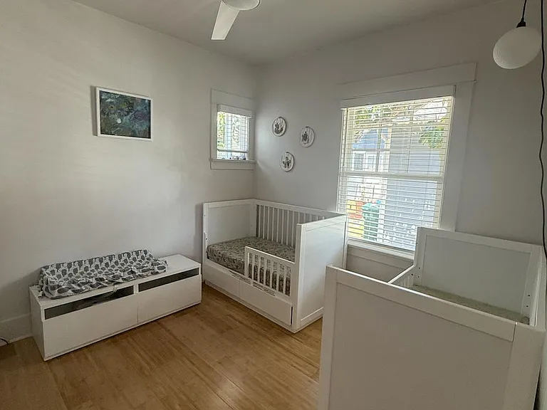 605 Genter St — Photo 10