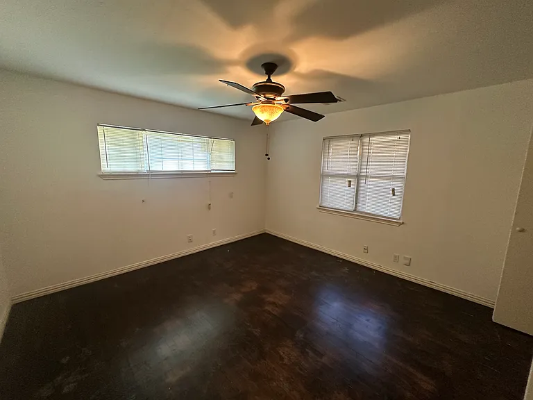 5131 Cortelyou Ln — Photo 8