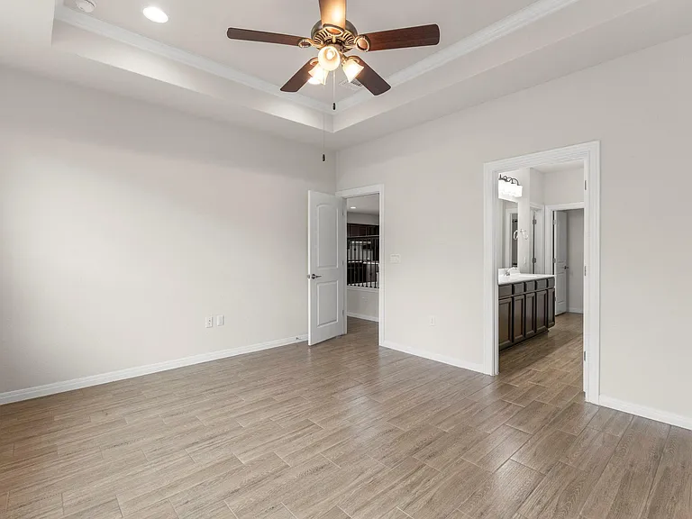 9802 Acero Dr — Photo 18