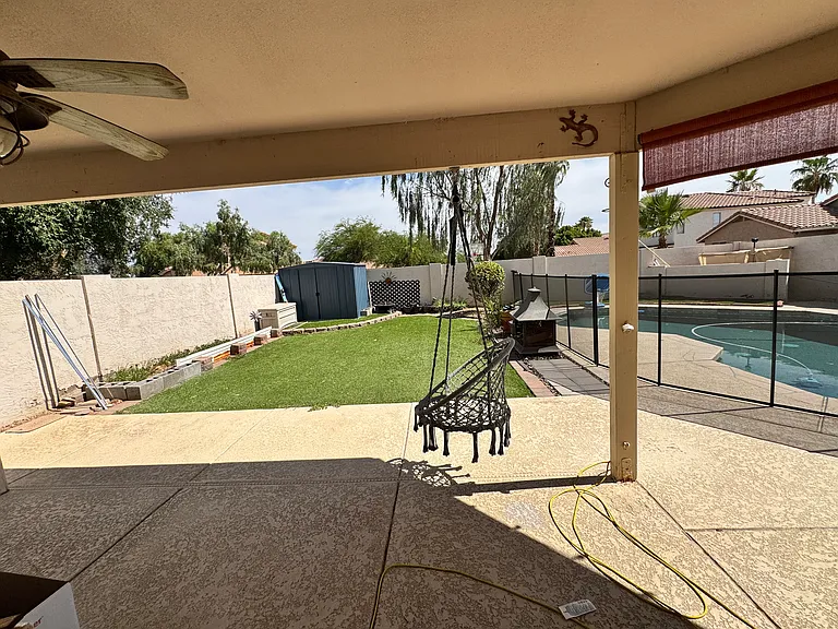 1285 W Kingbird Dr — Photo 11