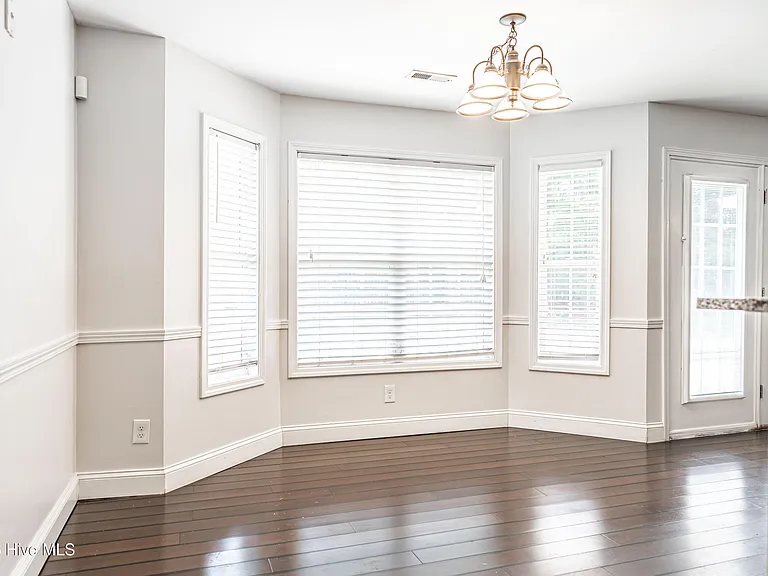 112 Holly Oak Cir — Photo 11