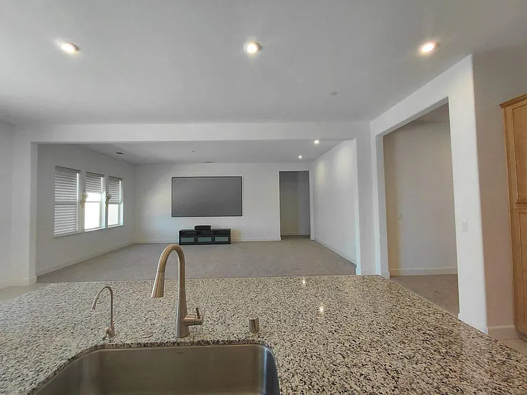 7487 Fortaleza Ave — Photo 16