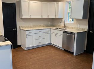 1421 45th St, Des Moines, IA 50311