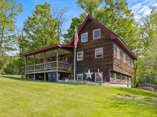 302 Brook Road, Chelsea, VT 05038