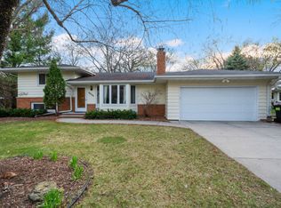 6804 Limerick Ln, Edina, MN 55439