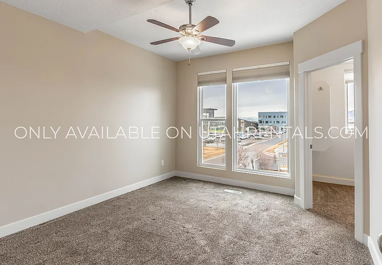 4738 W Daybreak Rim Way — Photo 12