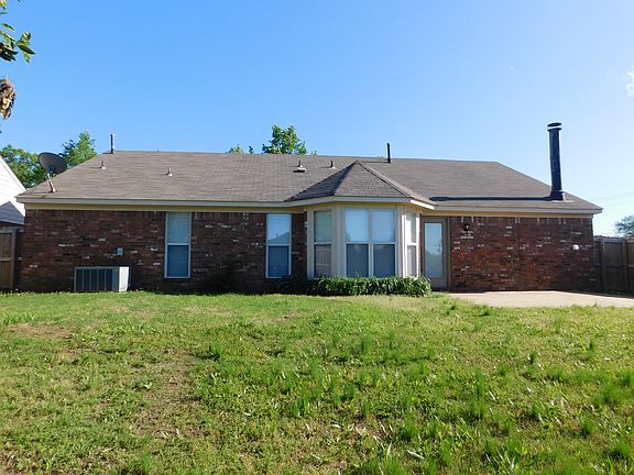 3rd image of 10294 Yates Dr