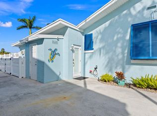 642 SW Pine Tree Ln, Palm City, FL 34990