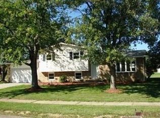 2107 Monter Ave, Louisville, OH 44641