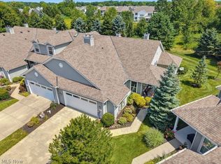 568 Hyannis Port Cir, Avon Lake, OH 44012