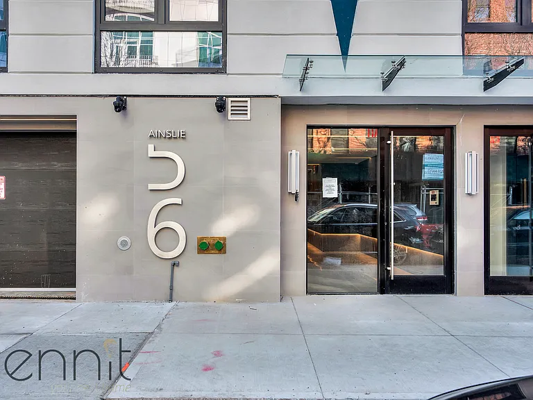 56 Ainslie St #2R — Photo 23