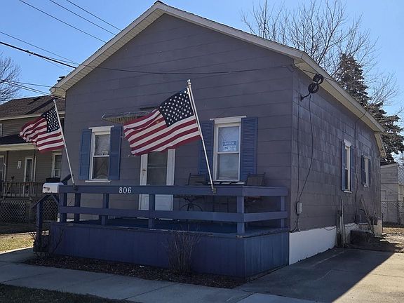 2nd image of 806 15th St