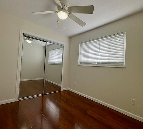 5th image of 130 Starlite Dr