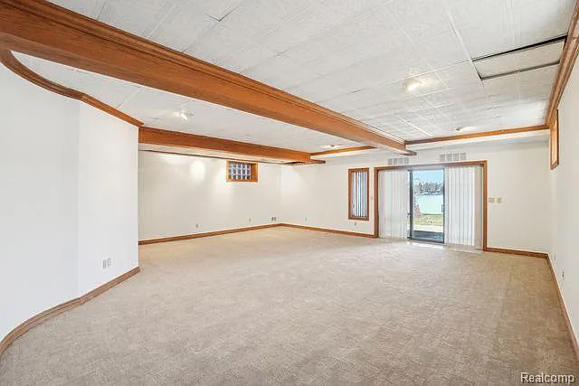 3641 Mann Rd — Photo 33