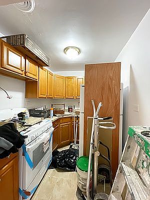 5th image of 280 Bay 38 St #Lb