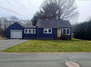 218 Oak St, Great Barrington, MA 01230