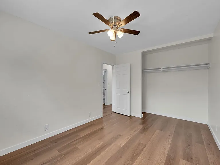 4366 Hilltop Dr — Photo 13