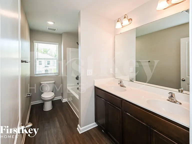 7632 Wallace Farm Ln — Photo 7