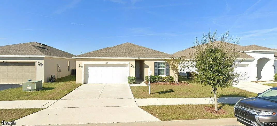 4 bed, 1600 sqft, $2,250 — Photo 2