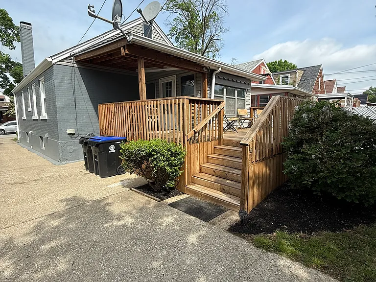 2435 Emil Ave — Photo 23