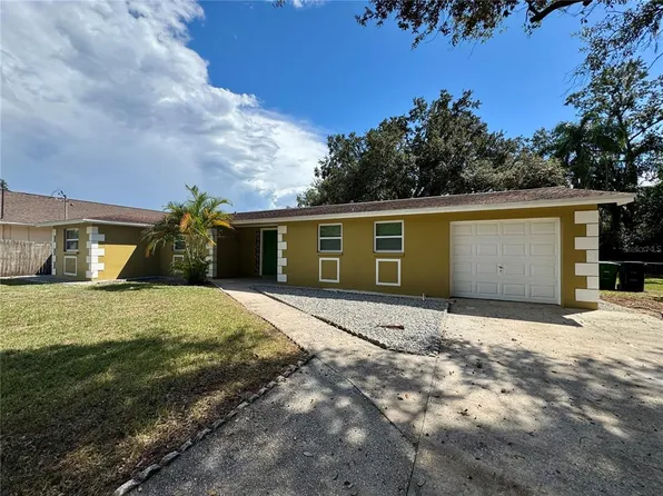 4213 Temple Heights Rd, Tampa, FL 33617