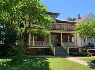 312 S Oak Park Ave, Oak Park, IL 60302