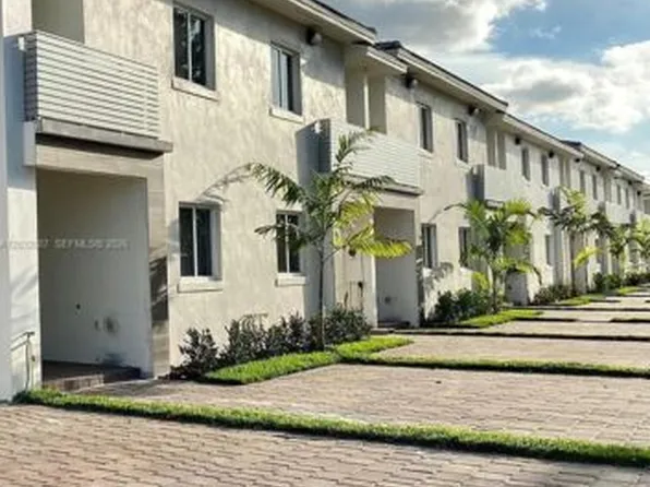 14181 SW 126th Path, Miami, FL 33186