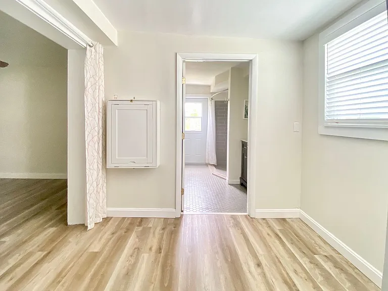 70 Brooks Dr — Photo 22