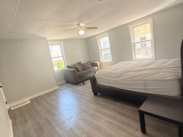 61 Covel St #1