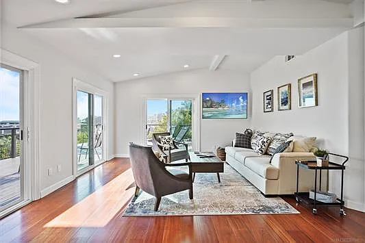 900 Highland Dr — Photo 12