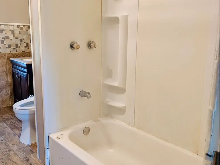 115 Wakefield Ave #1 — Photo 7