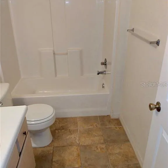 5447 Vineland Rd #1111 — Photo 8