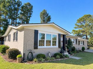 6247 Adamson Trl, Metter, GA 30439
