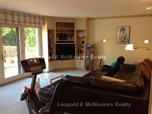 11 Reservoir Rdg — Photo 14
