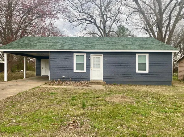 306 Elm St, Covington, TN 38019