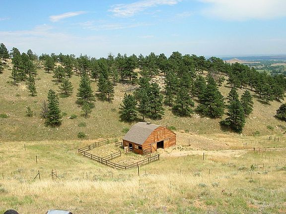 Four-stall Gardner barn
