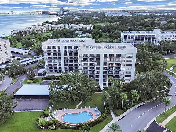2nd image of 150 BELLEVIEW BOULEVARD #106