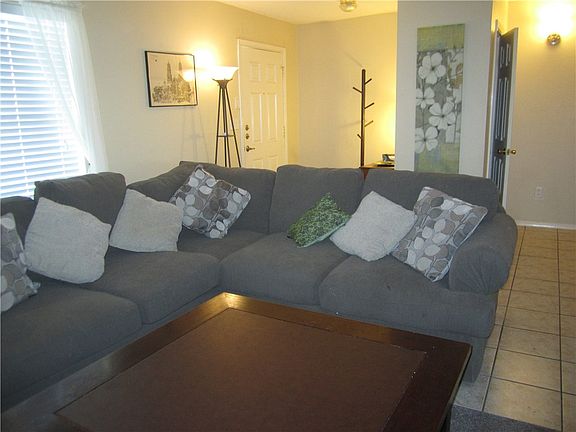 5th image of 11016 Northampton St