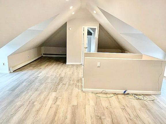 4th image of 602 1st Ave #2H