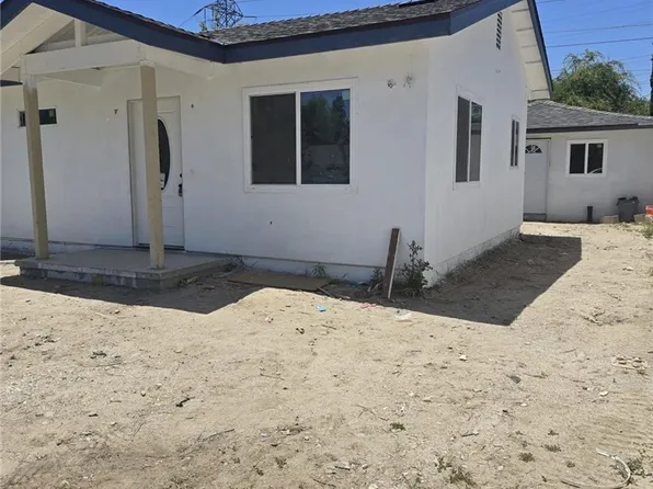 397 Avocado Ln, Pasadena, CA 91107